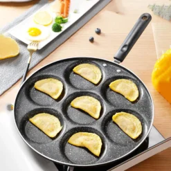7-Hole Frying Pot Pan Thickened Omelet Pan Non-stick Egg Pancake Steak Pan Cooking Egg Ham Pans Dual Purpose Cookware Pan 4